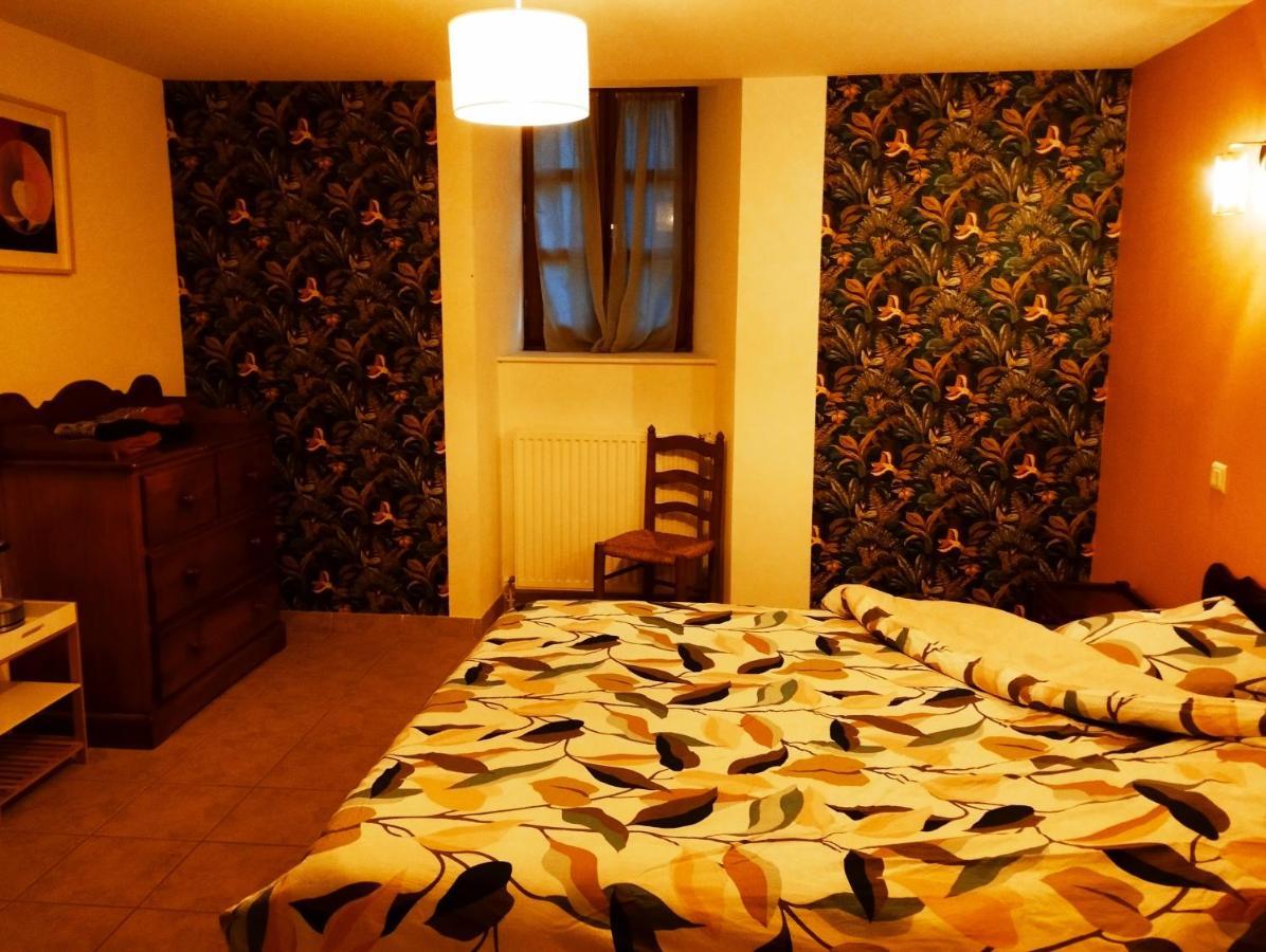 Chambres D'Hotes Le Moulin D'Auxillac La Canourgue Chambre photo